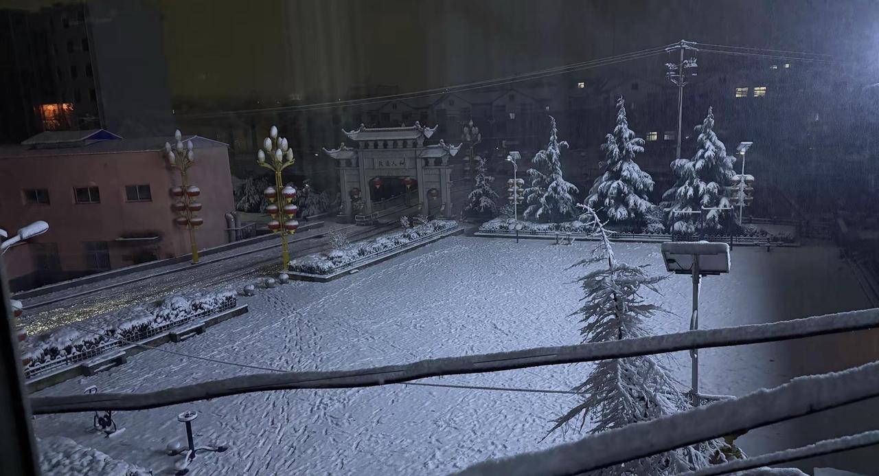 河北的天气和你一样忽冷忽热