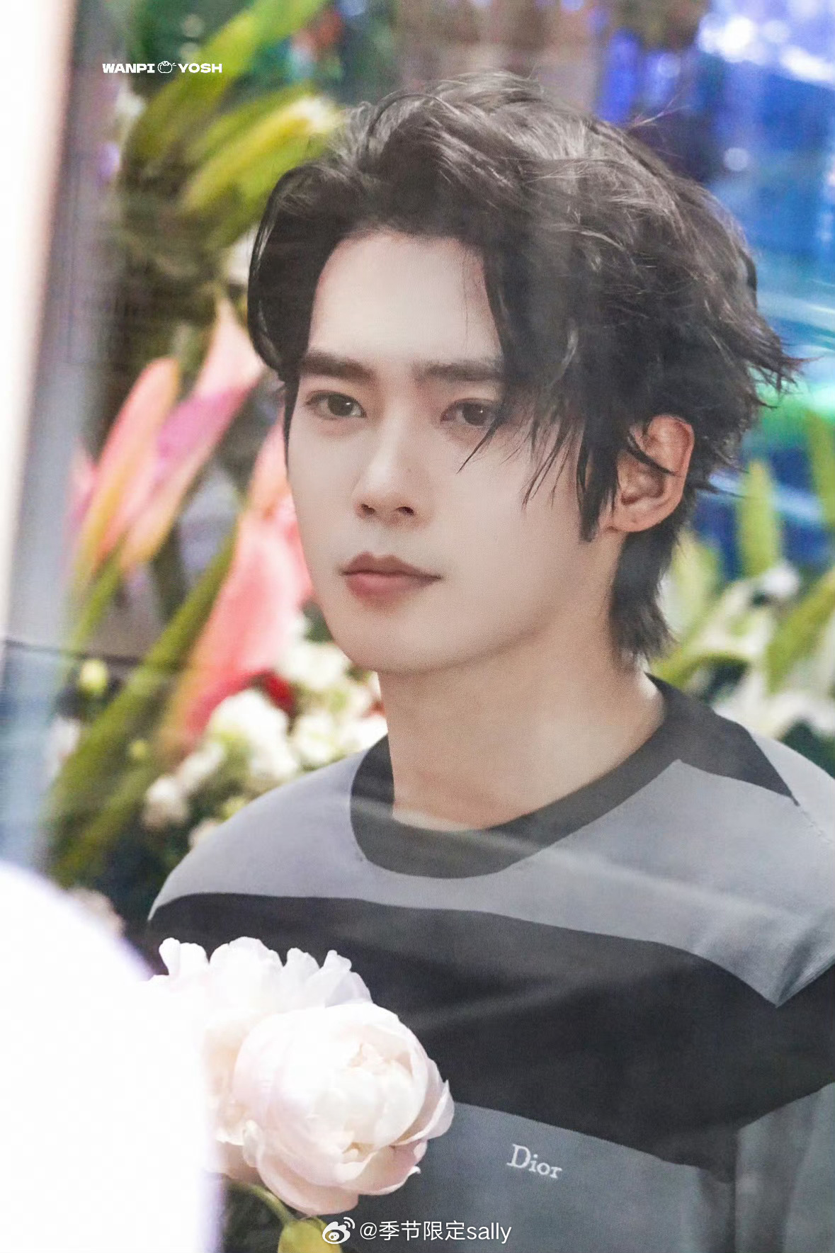 今天的迪奥品牌大使于适被偶遇拍摄！就这个味