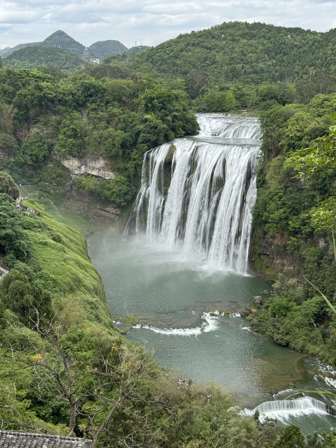 晨曦微露 激流奋进