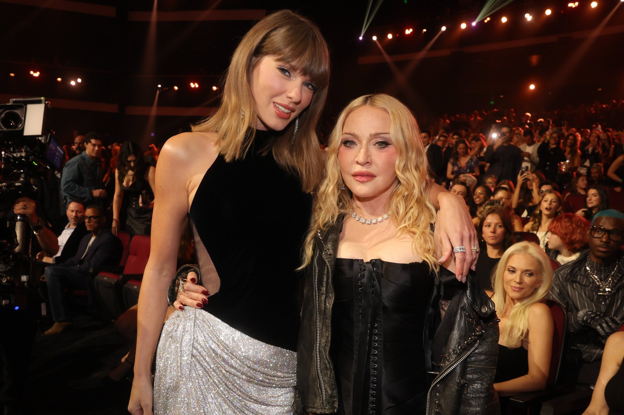 【Pics】泰勒丝和麦当娜合影TaylorSwift[超话] ​​​