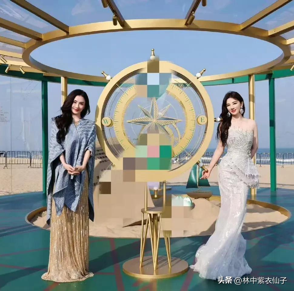左边是张柏芝，1980年出生，身高165cm。
右边是黄奕，1977年出生，身高