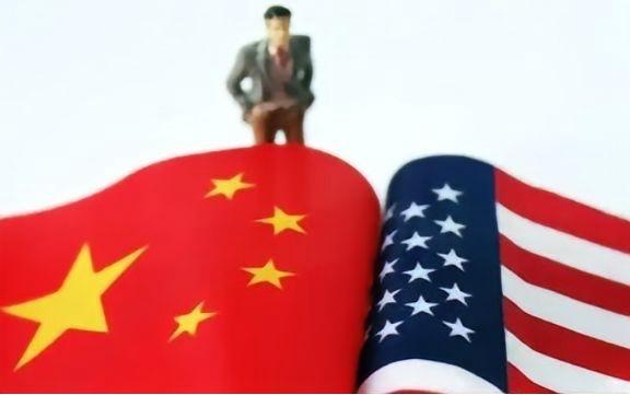 中美开战，只有一种方式可以避免！

美国这些年，用尽办法打压中国。
经济加关税，