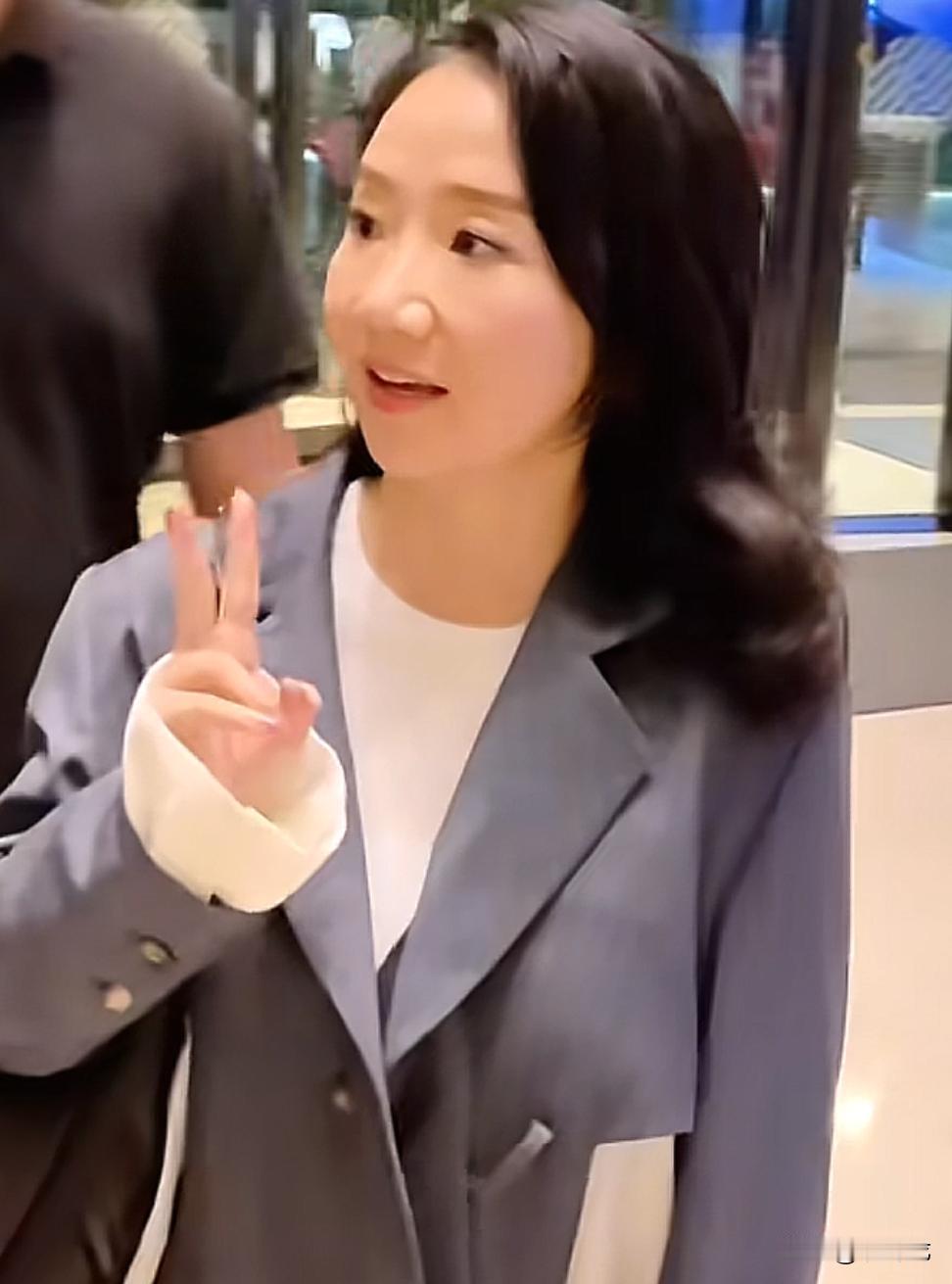 陶晶莹点赞蒋万安“725上凯道”贴文，今天（7月21号）被绿营青鸟出征网暴。
