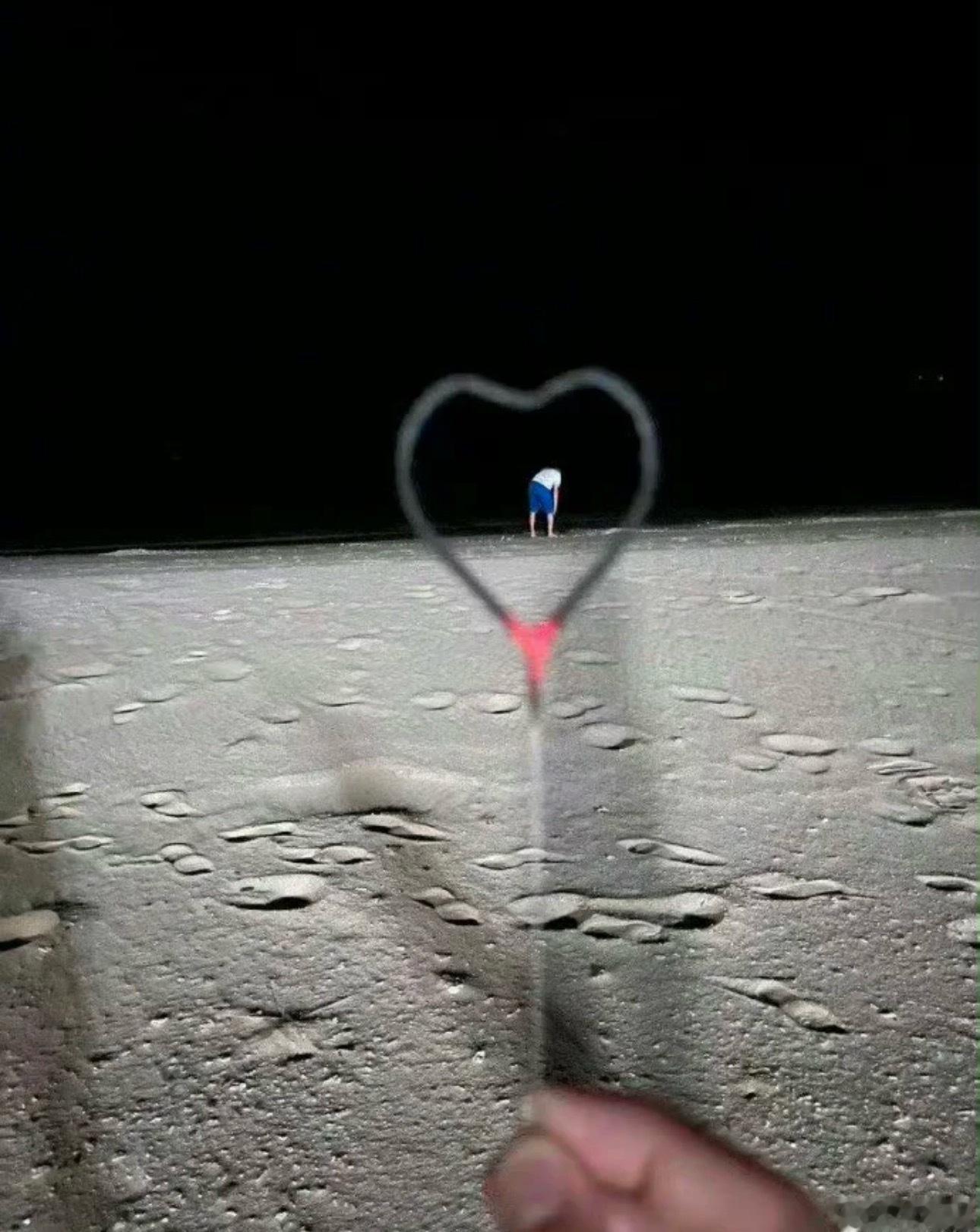 哈哈哈哈哈哈哈哈哈哈韬你不是第一个这样干的 