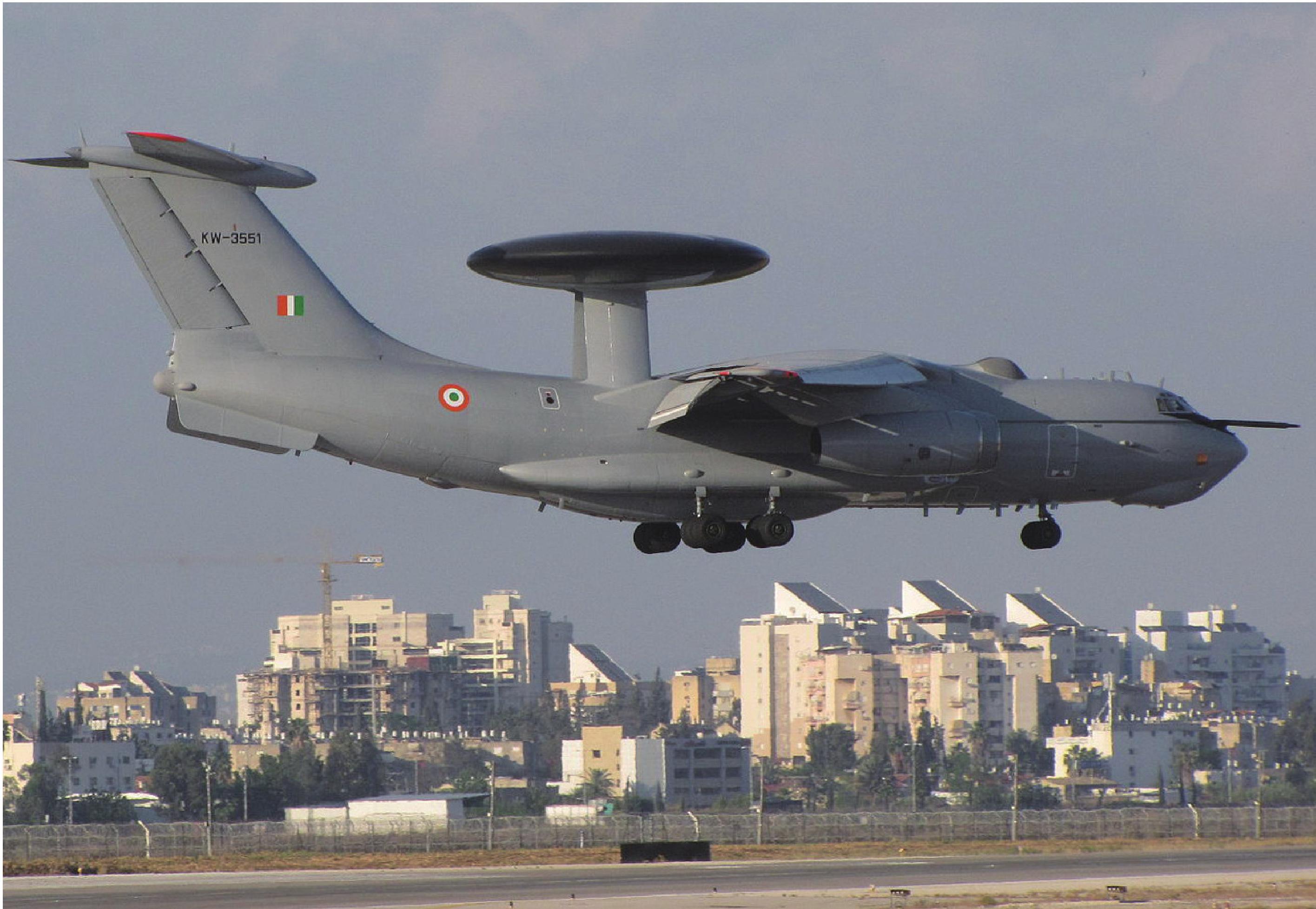 每天认识一件兵器 伊尔-76“耿直”运输机［苏］伊尔-76“耿直”运输机是苏联伊