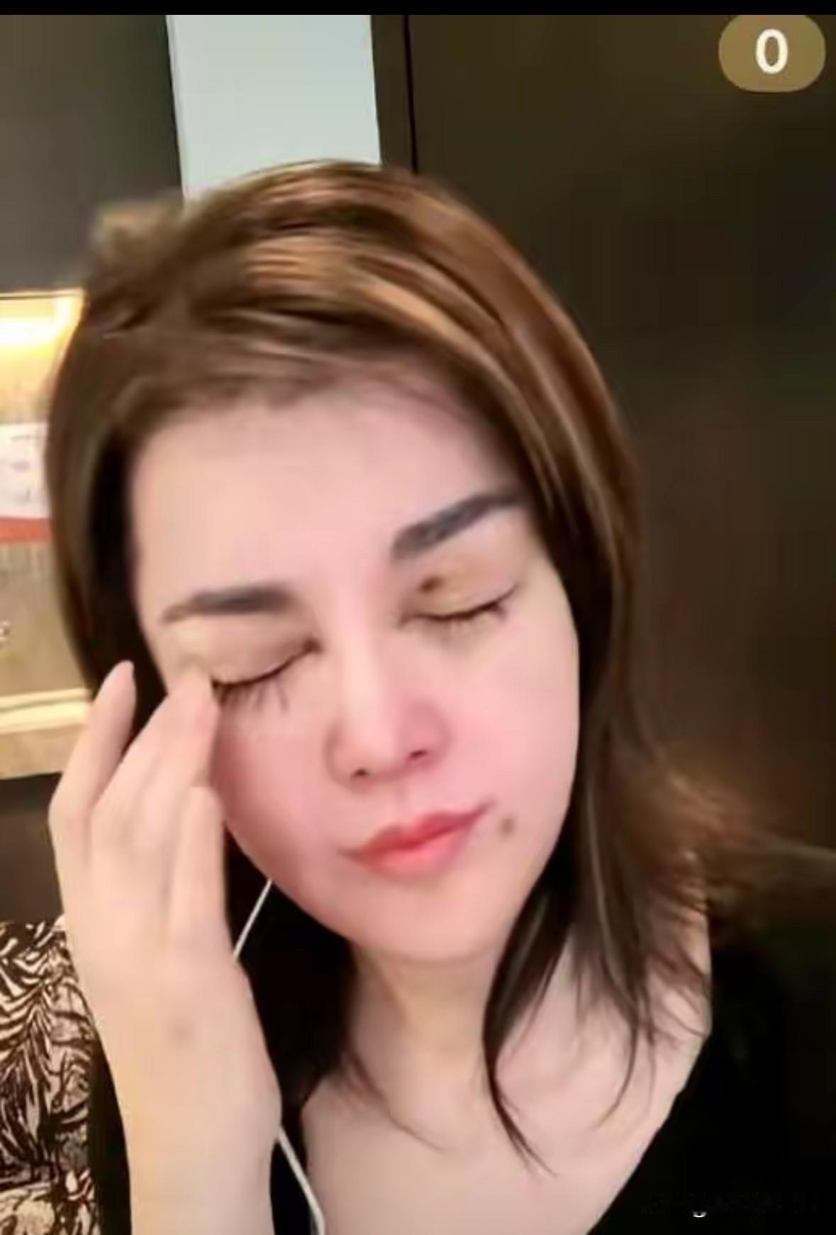 于文红，这是一个月一次全麻，她绝对是上瘾了。
实际我们都知道，是手术就有风险
特