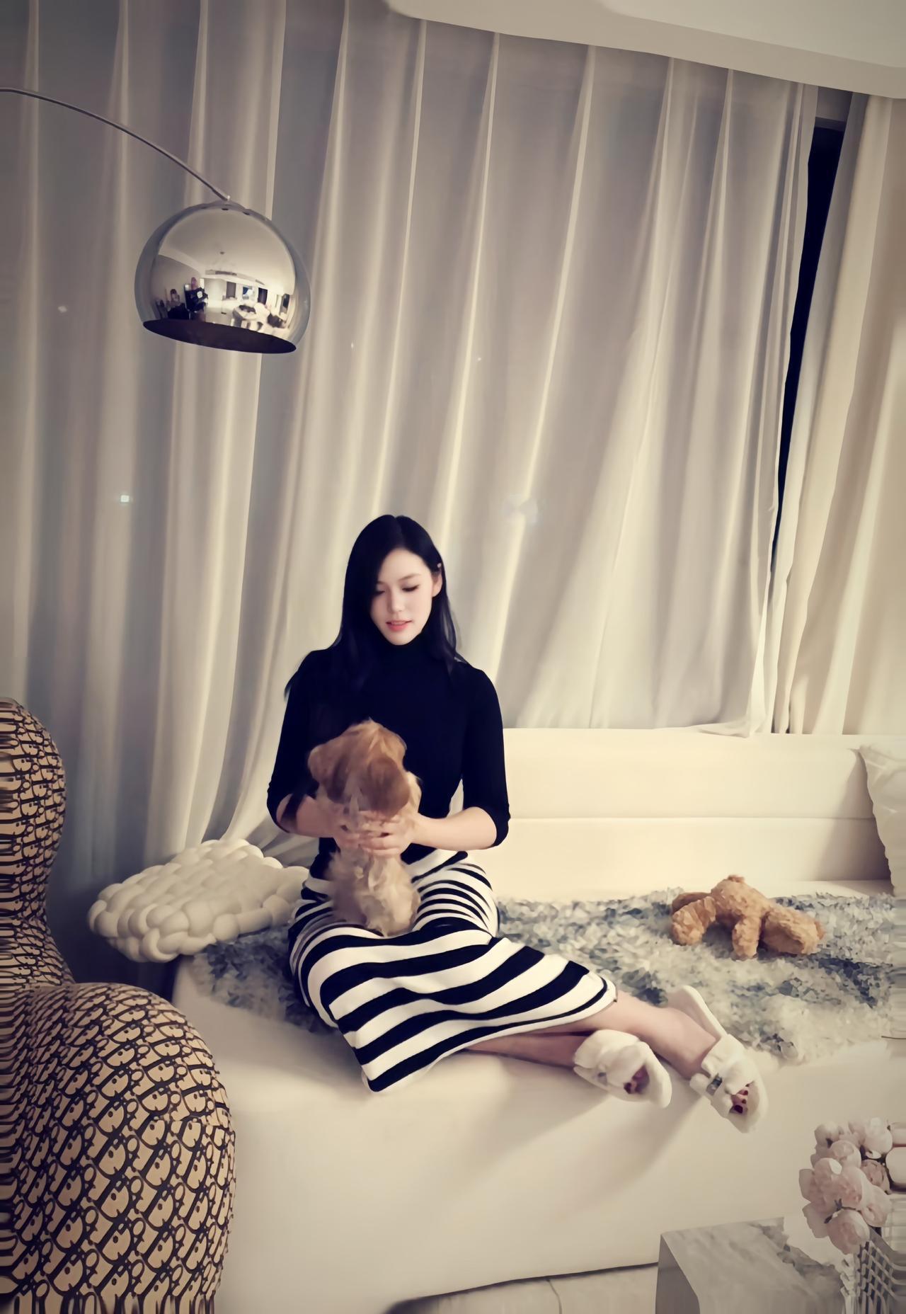 晚安 好梦御姐风 拥有什么就享受什么