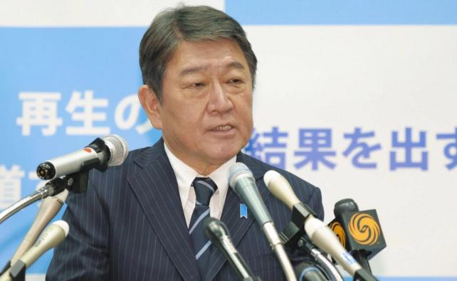 14国就“南海仲裁”对华施压，外交部周日“加班”回应，日本被“单开一页”痛批
