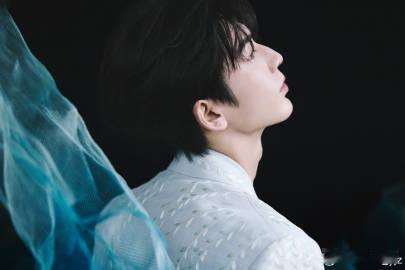 张凌赫谈演员的社会责任张凌赫说会听取帮助自己的声音 张凌赫表示，倾听来自他人的声