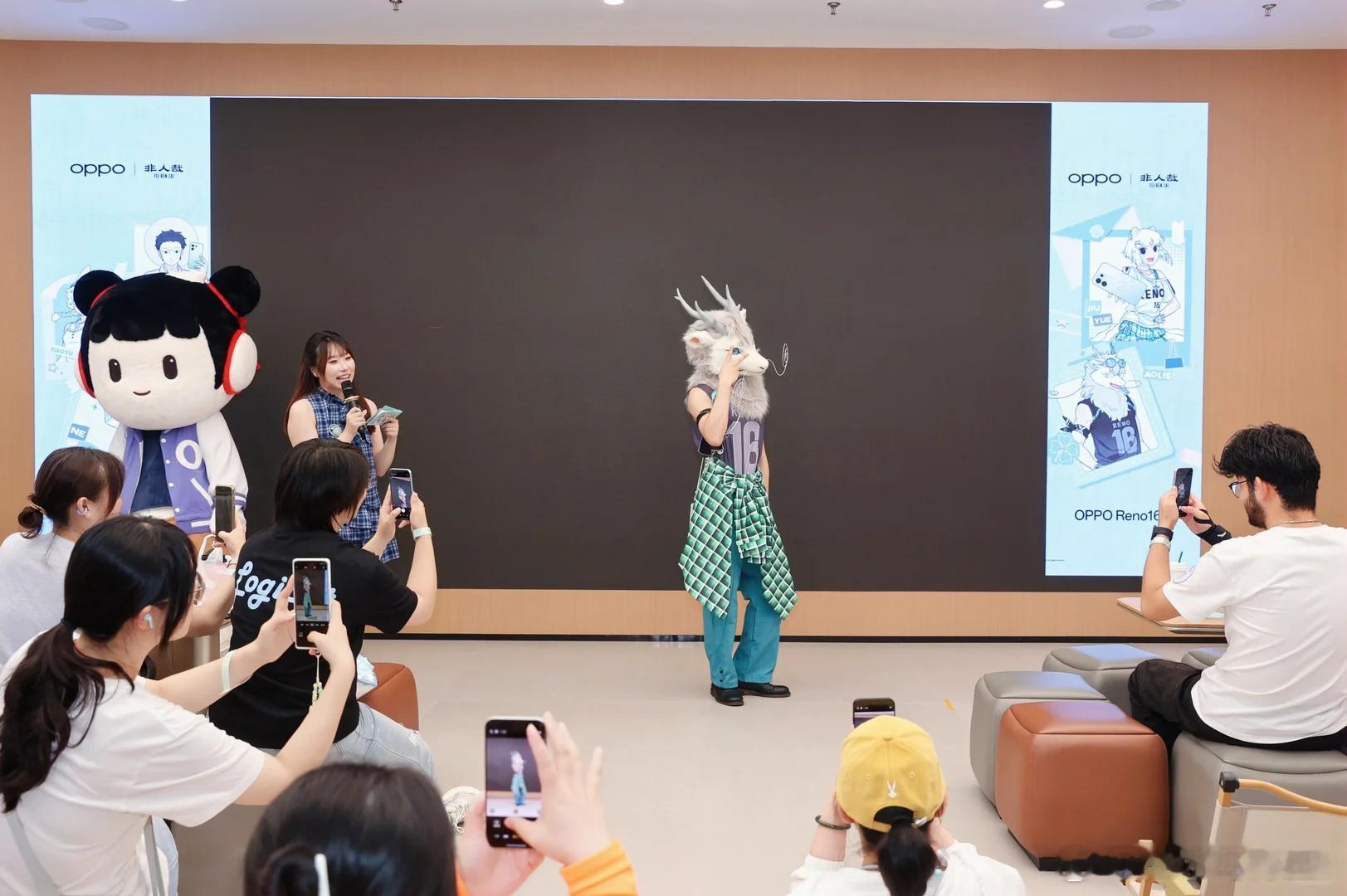 敖烈OPPO一日店长工作实录OPPO|一加 旗舰店(武汉楚河汉街店)“仙友会”现