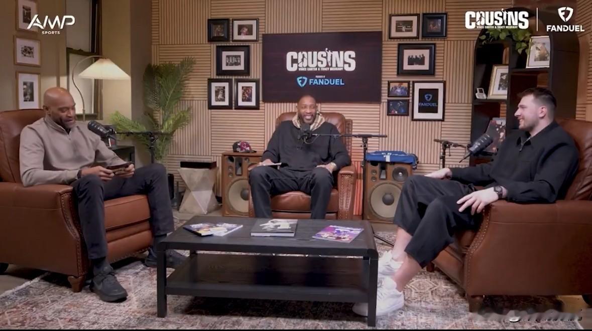 卡特和麦迪向东契奇询问联盟中的垃圾话问题😅

东契奇参加卡特和麦迪主持的播客节