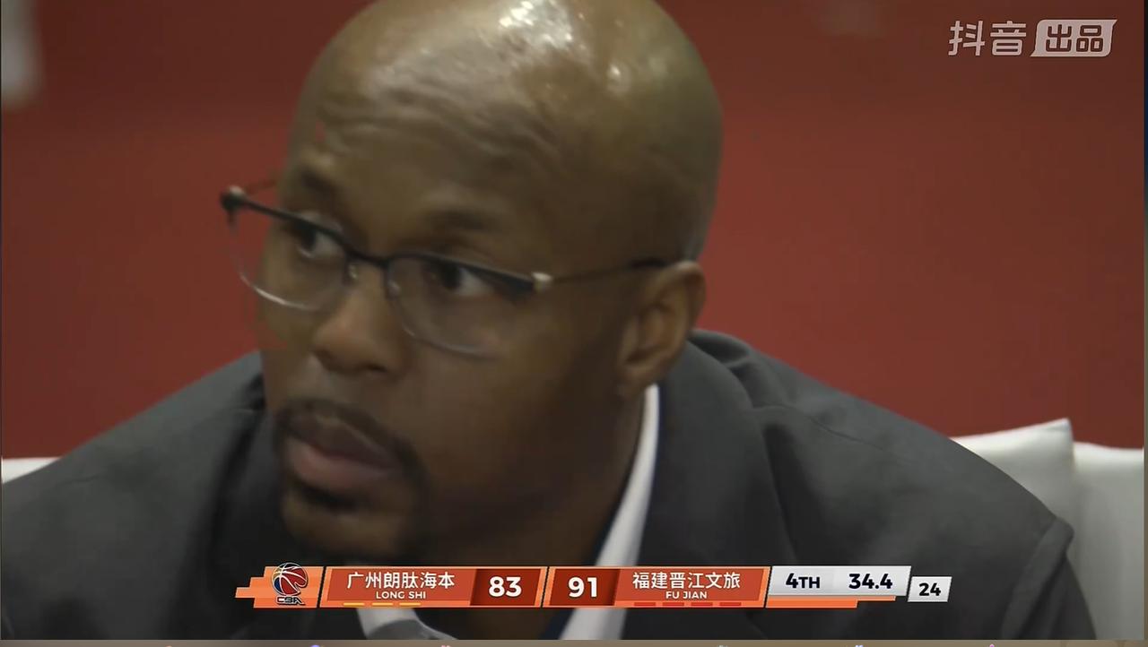 战略放弃终遭惩罚！好好打球不行？偏要搞什么战略放弃，今天广州队终于吞下苦果。在上