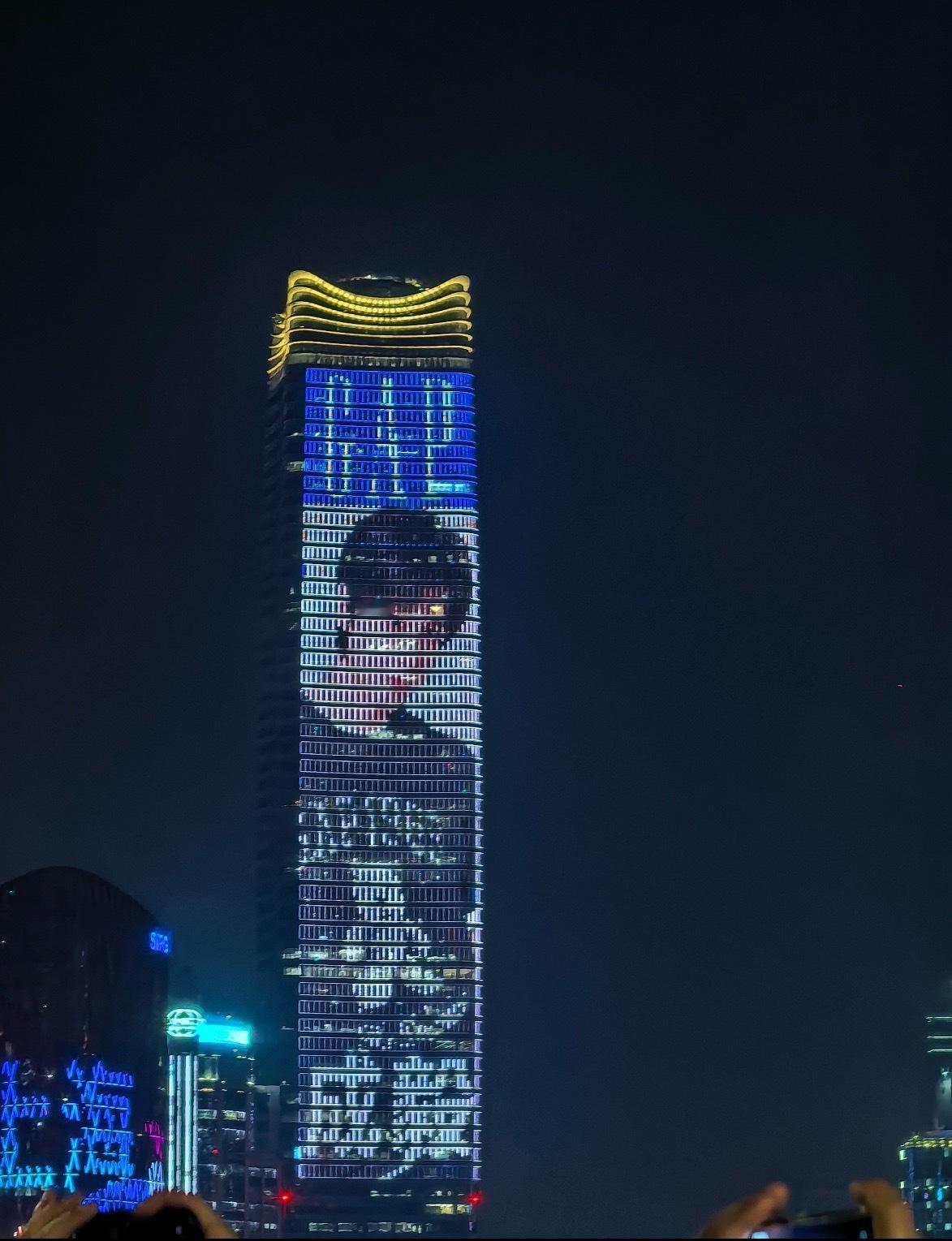 上海开启成毅频道gap这波排面给足了… 