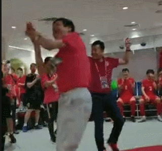 董铮的涉事俱乐部23家，于洪臣13家，陈戌源9家。
9+13+23=45，也就是
