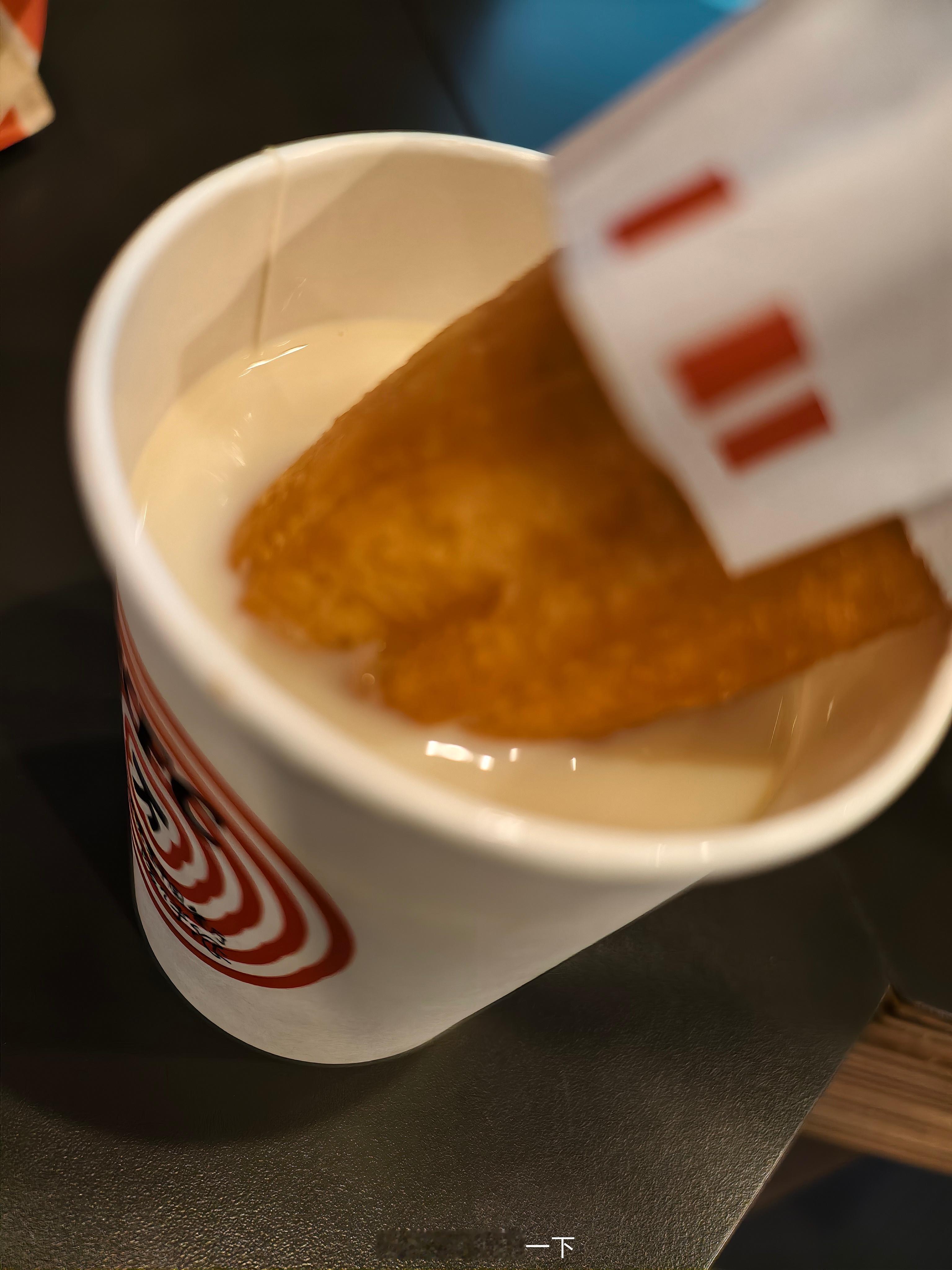 早鸭！豆浆油条是不是绝配？[doge] ​​​