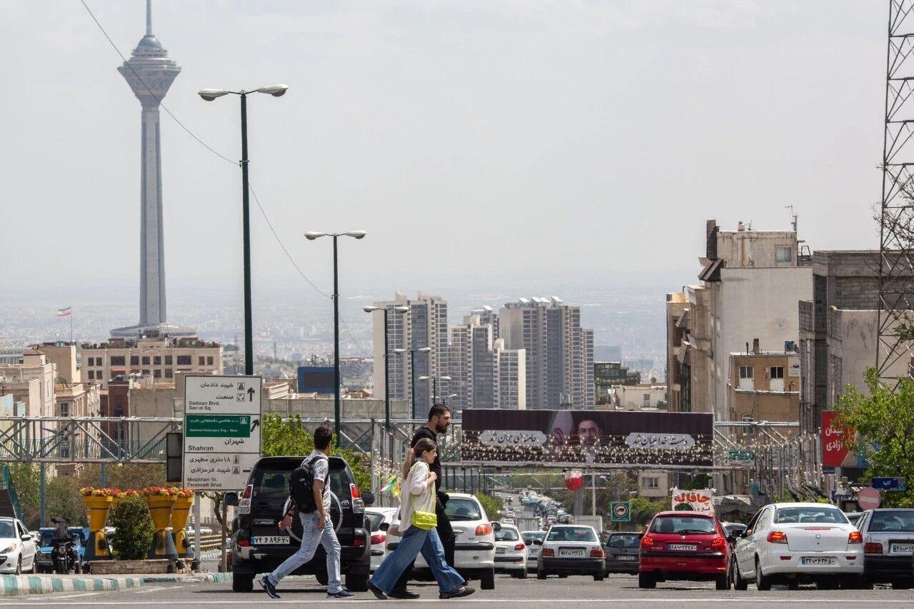 特朗普周二在原定数小时后到期前宣布延长与伊朗的停火，称此举是应正试图斡旋停战的巴