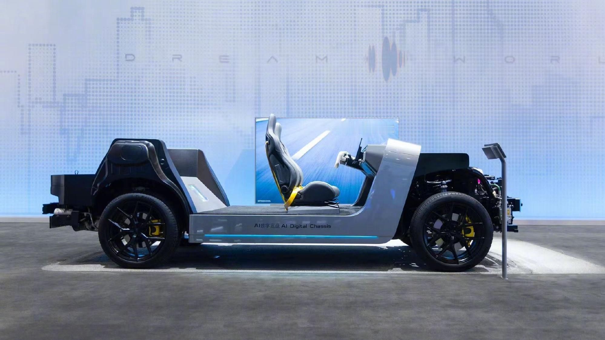 你敢坐Robotaxi吗 不是在讲“辅助驾驶”，而是直接往无人化运营那一步走。这