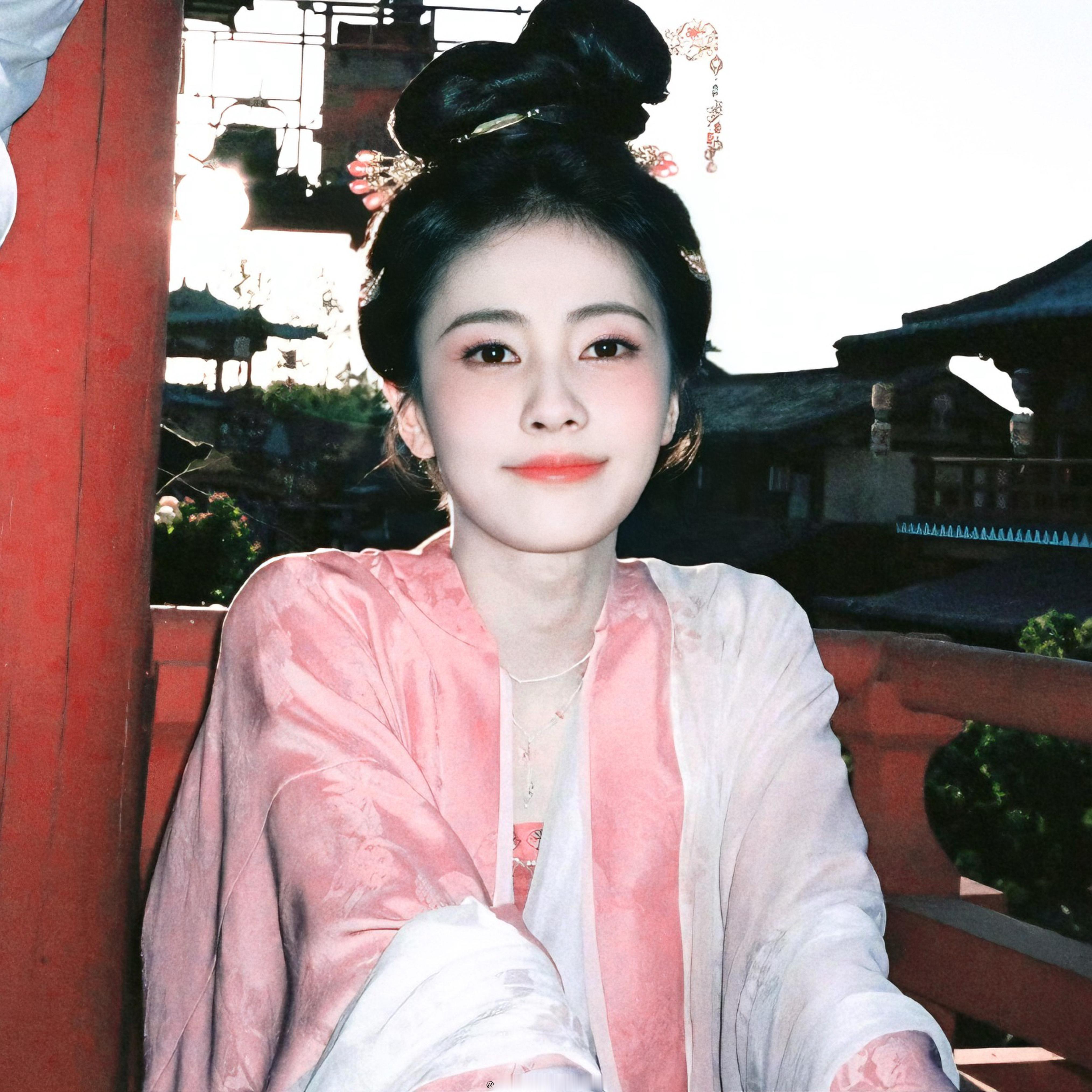 网传白鹿李昀锐搭开到茶蘼建这个ct的是智障吗是荼蘼好吧 一起来🐧看热播中的莫离