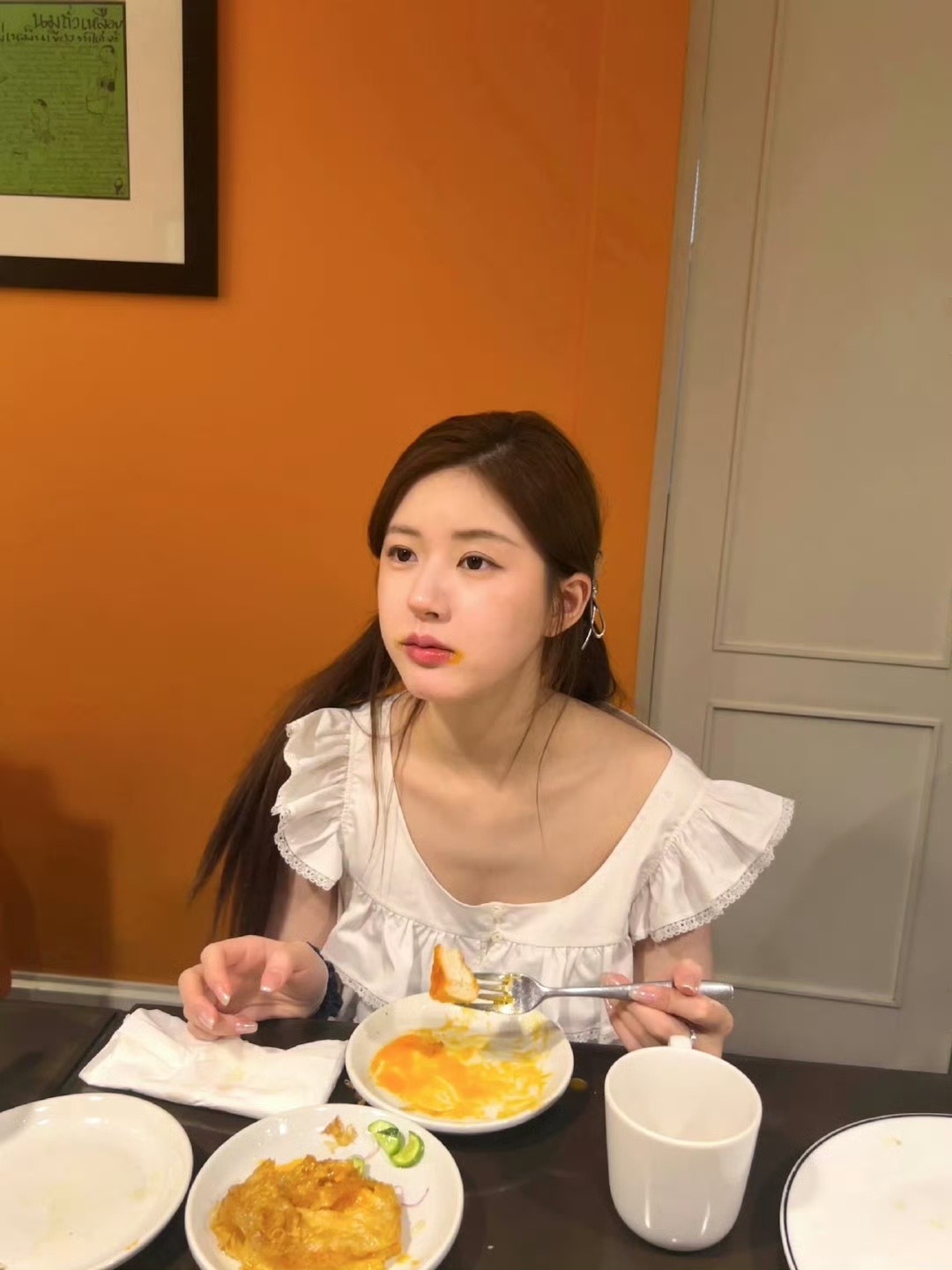 骨相美的人适合上镜完全就是赵露思啊，建模脸太美了。好优越的头骨 