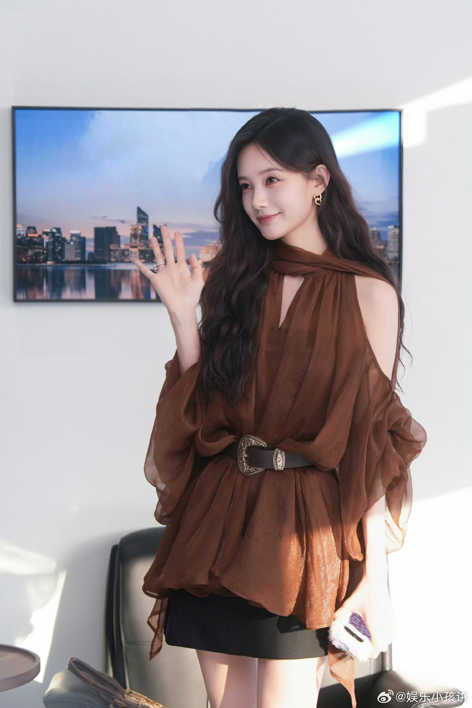 李一桐送网友体检套餐李一桐送网友体检套餐引发热议，没有选择常规周边，而是把健康祝