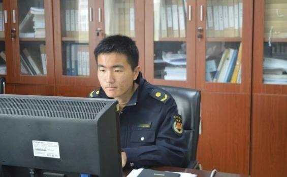 “协管员”张壮壮：考研四次，从400万人中脱颖而出，最终圆梦
张壮壮1997年出