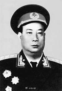【开国上将贺炳炎诞辰112周年】1913年2月5日，贺炳炎出生于湖北省松滋市第九