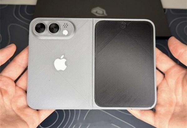 华为PuraX Max和iPhone FoId两款旗舰最适合人类的手机，你选谁 