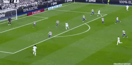 维尼休斯，内切、兜射，世界波，洋洋得意，挑衅，复仇，杀人诛心！
针尖对麦芒，真是