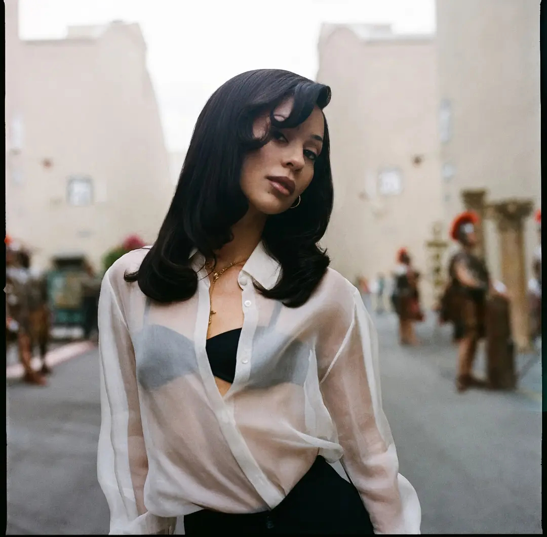 《亢奋》第三季遭遇滑铁卢！目前放出的前三集，IGN打出4分，称其“用力过猛，混乱