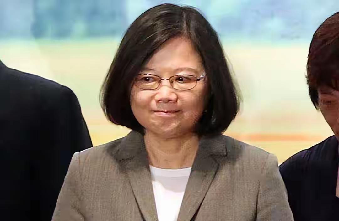 首先要理清一个关键事实，大量台湾民众向往两岸和平谈判，但投票支持蔡英文，完全不是