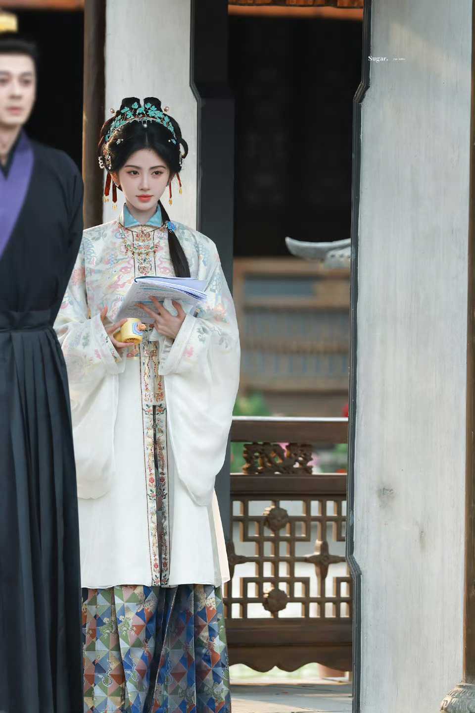 鞠婧祎万花世界jjy鞠婧祎苏绿夏用汗水换来的努力终究没逃过流言蜚语。