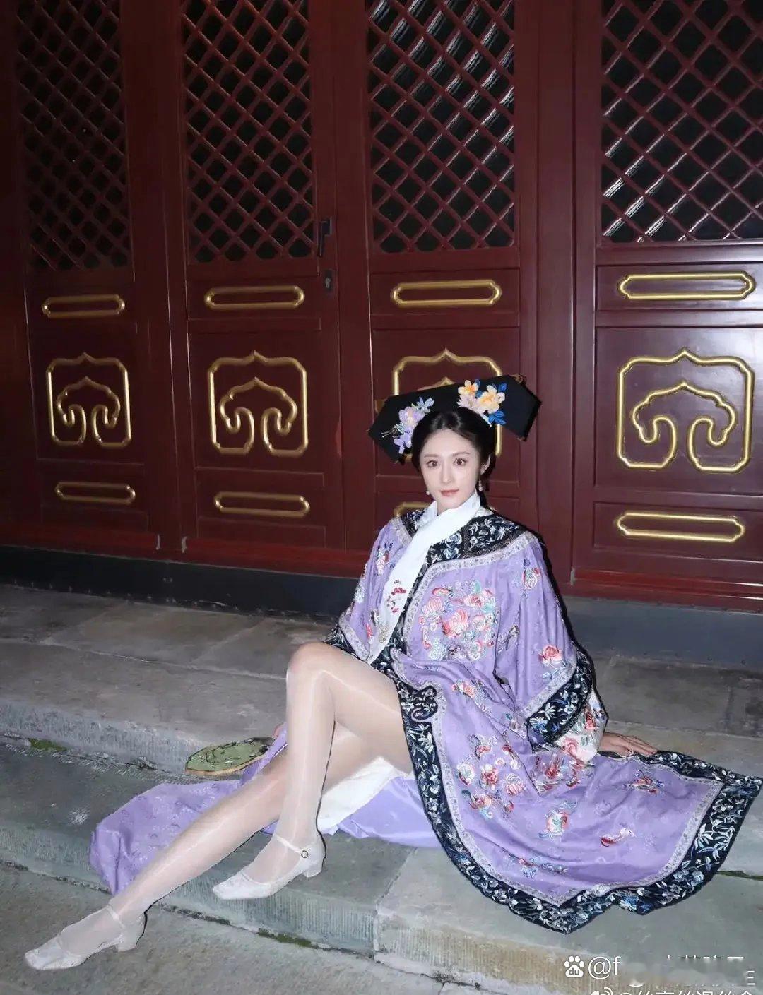这放在清朝也是很炸裂的 ​​​