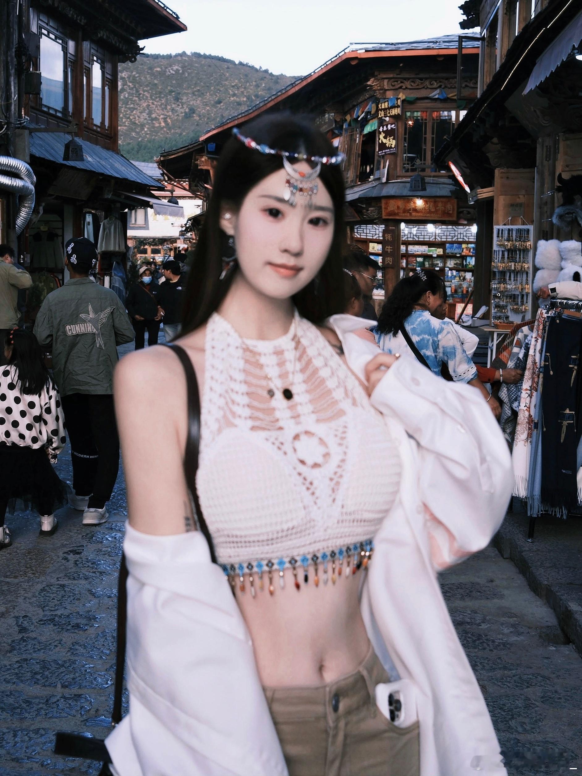 离天堂最近的地方 一座从不缺信仰的城市记录治愈香格里拉  ​​​
