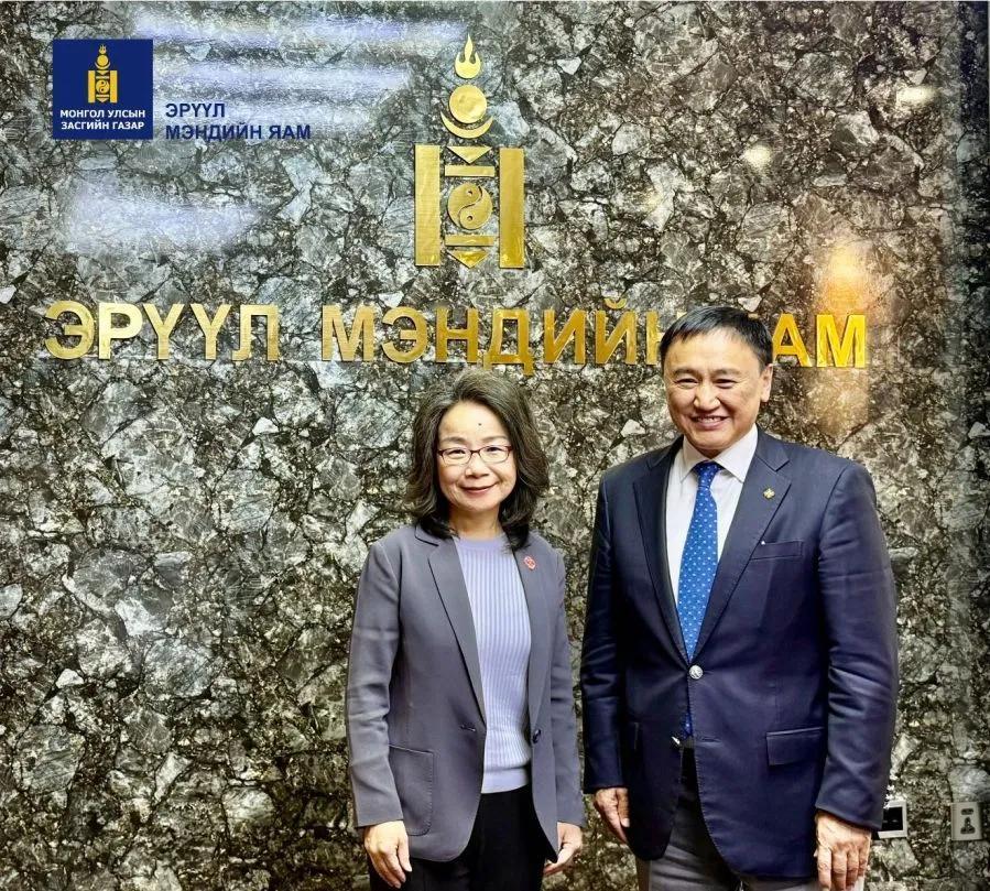 蒙古国前脚邀请日本天皇德仁访问蒙古国，祭拜了关东军。后脚蒙古国卫生部长吉·青布伦