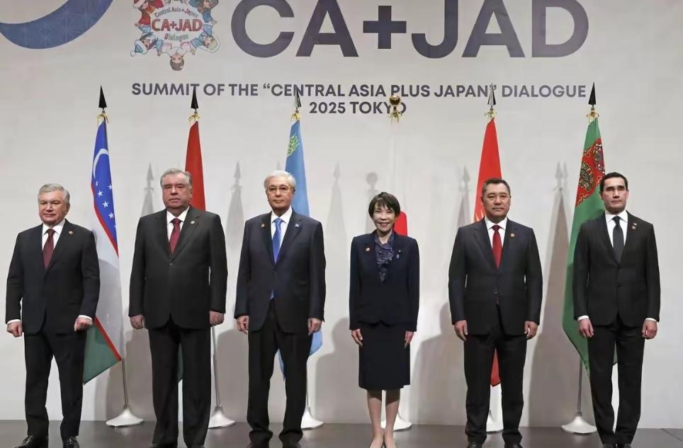 中亚五国去日本的事情，大家不必再纠结。首先，他们是主权独立国家，想跟哪个国家交往