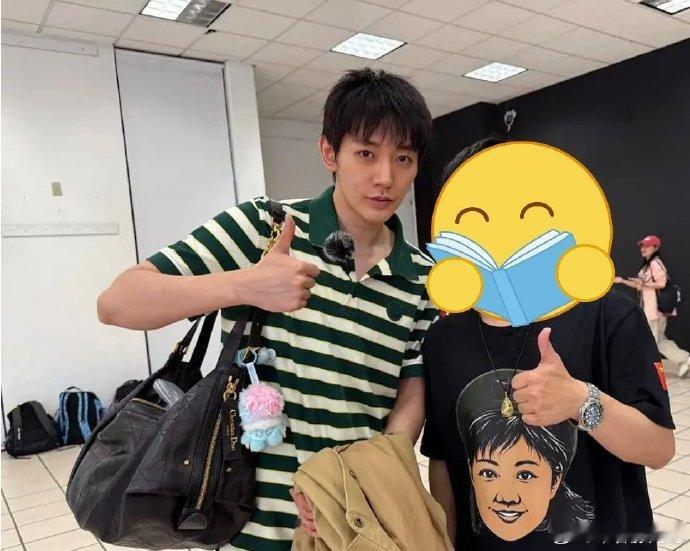 偶遇花少8花少8被偶遇生图 花少能边拍边播吗 