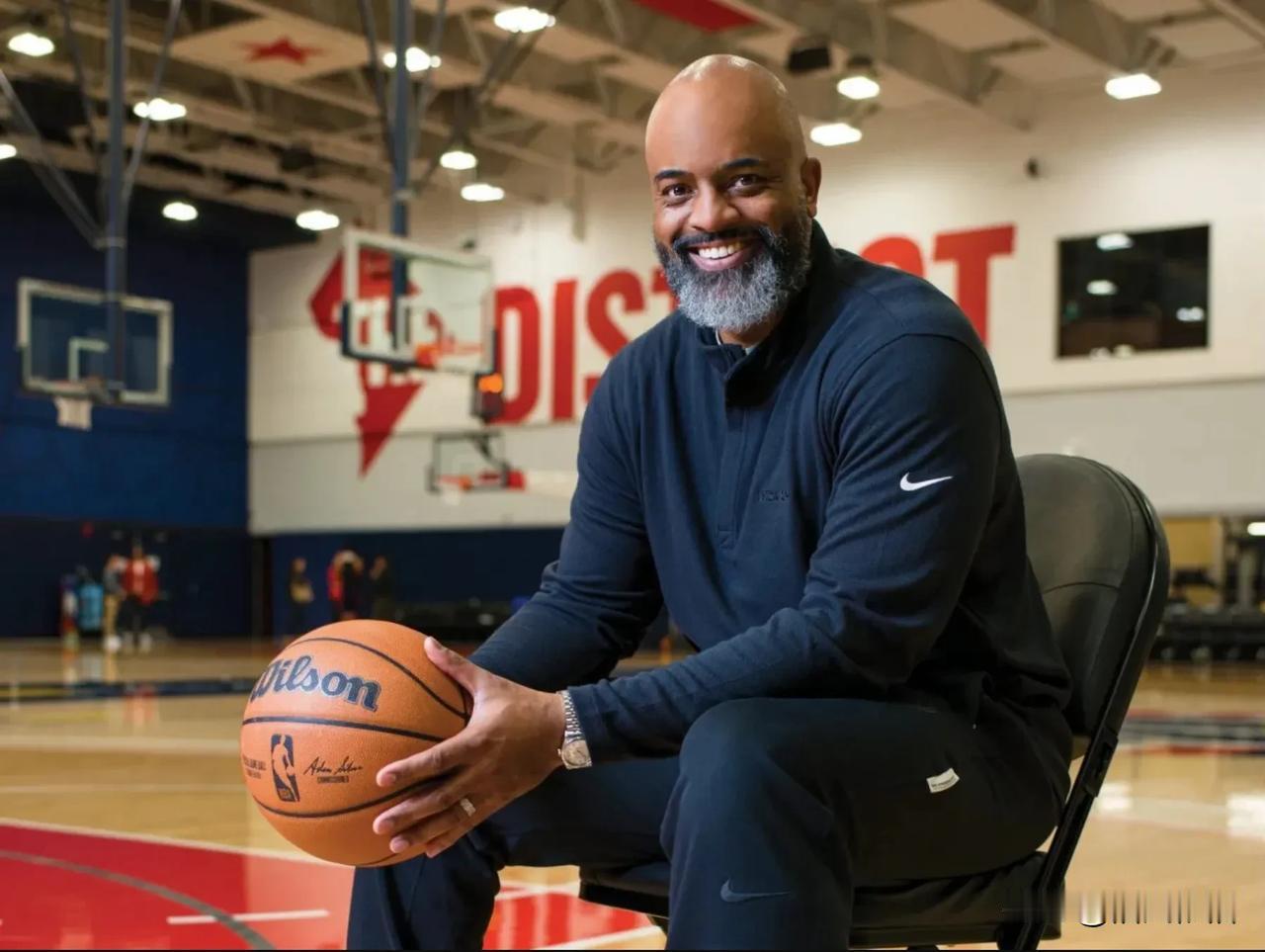 NBA突然进入换帅高发时段，奇才队宣布小韦斯·昂塞尔德将不再担任球队主帅，转入管