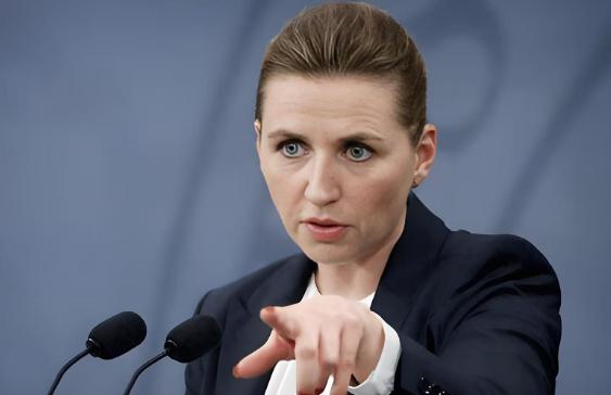 二战时，法国坚持了六周就投降了，丹麦坚持了四个小时就举白旗了。

美国想强占格陵