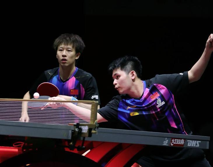 林高远5月份有2场乒乓球比赛，
全国锦标赛和新赛季乒超联赛。
李肇民这样说：
