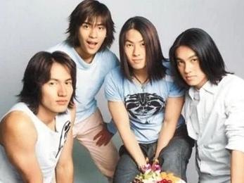 朱孝天，估计想不到，自己的缺席会上了热搜。

不管别人怎么评论，是自己的性格冲动