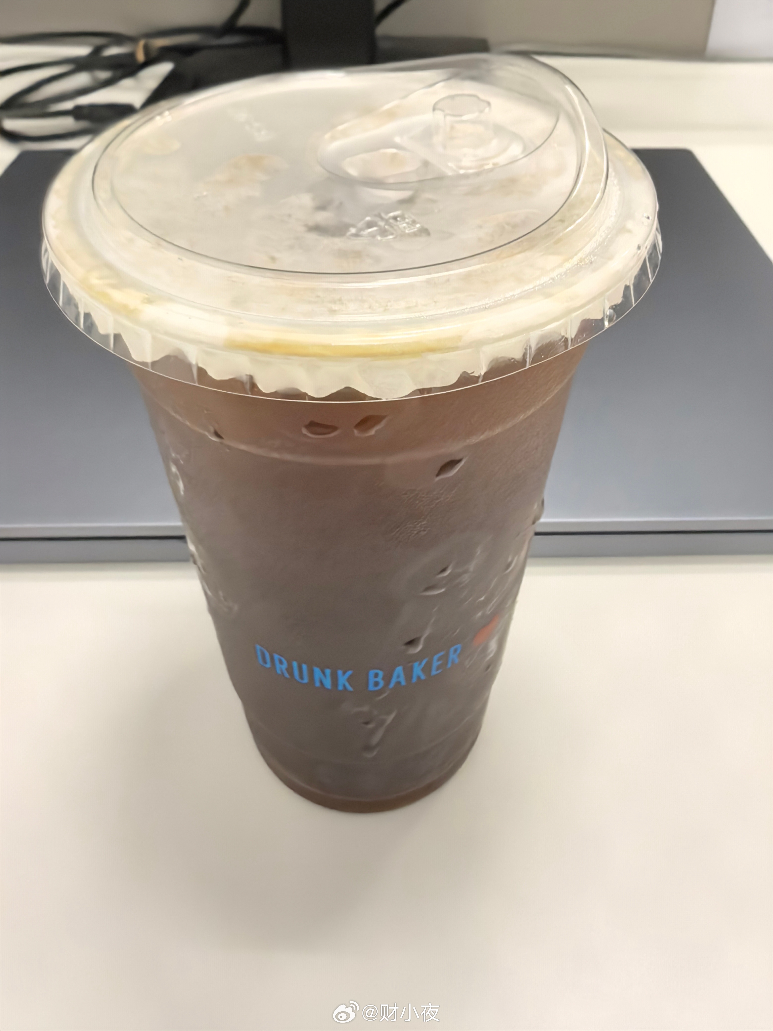 有效恢复精力的方法一杯冰美式，下去就好了。有人说冰美式伤胃，有人说空腹喝不好。但