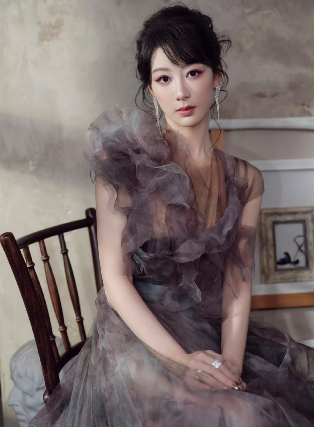 杨紫紫色褶皱纱裙杨紫紫色层叠褶皱纱裙 杨紫紫色褶皱纱裙杨紫[超话] ​ ​​​