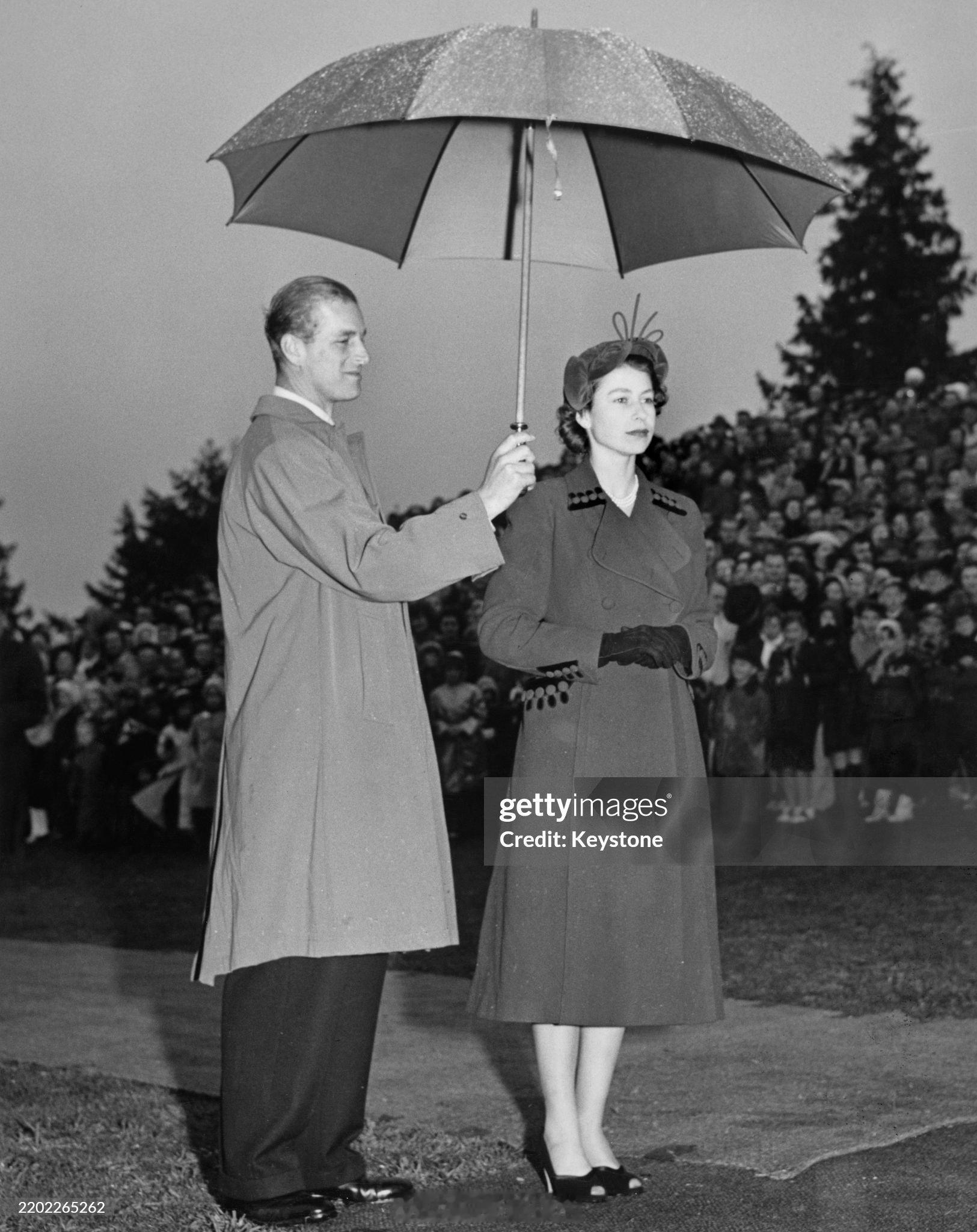 英国王室[超话]  1951年10月，爱丁堡公爵夫妇在加拿大温哥华斯坦利公园🇨