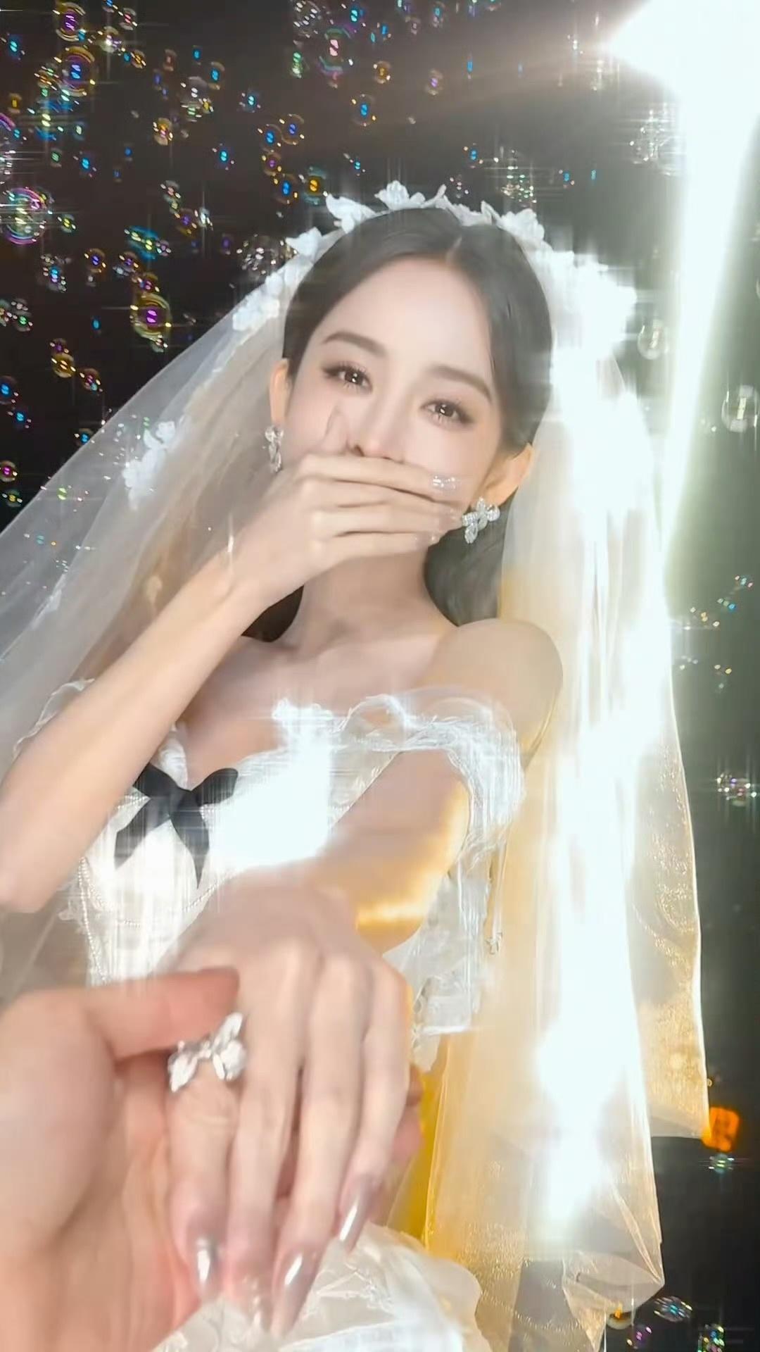 王崇给娜扎化的美滴冒泡妆娜扎美滴冒泡 好美啊 