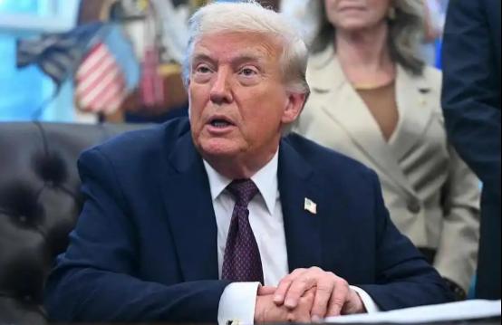 美国可以不让中国进国际空间站，不让荷兰卖光刻机给中国，可以不让伊朗卖石油给中国，