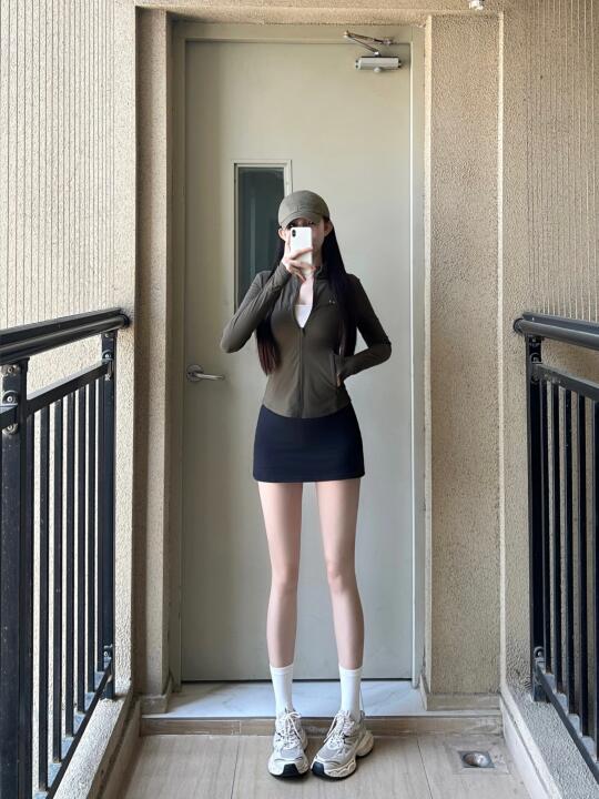 这应该是夏天实用又耐穿的休闲日常！