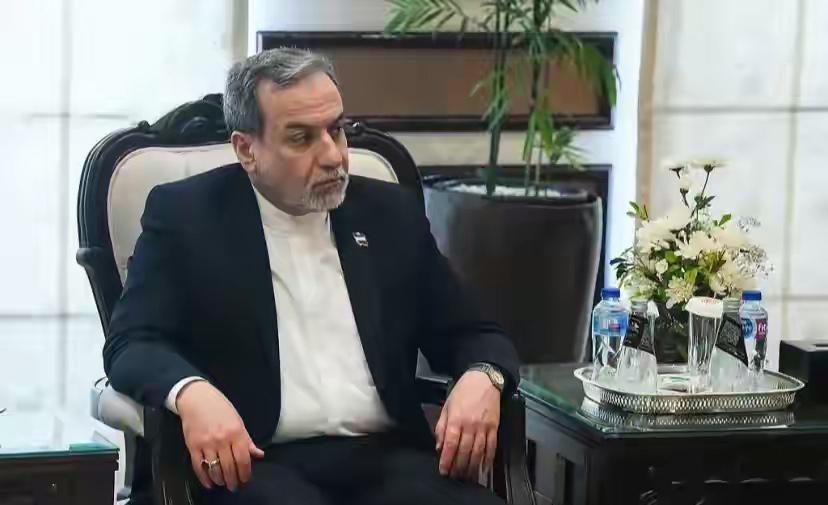 果不其然，伊朗在最关键的时刻又掉链子了，白白的送给美国一个天赐良机，特朗普火速抓