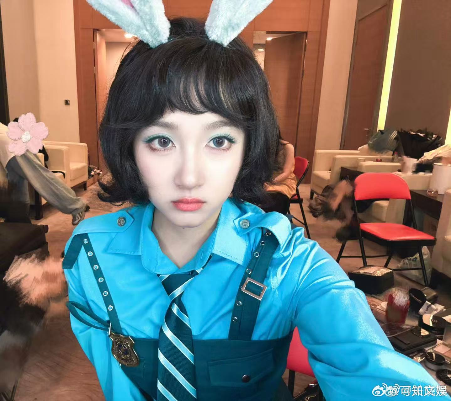 关晓彤朱迪九宫格关晓彤朱迪自拍live关晓彤朱迪自拍live，好美呀，[嘻嘻][