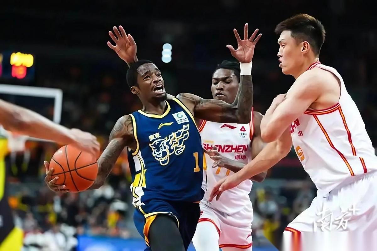 广东宏远葫芦里卖的是什么药？
新大外没有注册？
广东队新外援拉科塞维奇两天前已经