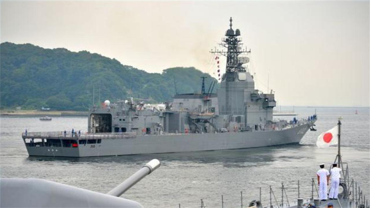 美日菲出兵南海，遏制大网直扑中国！解放军可不惯着：轰炸机出击

日本自卫队的军靴